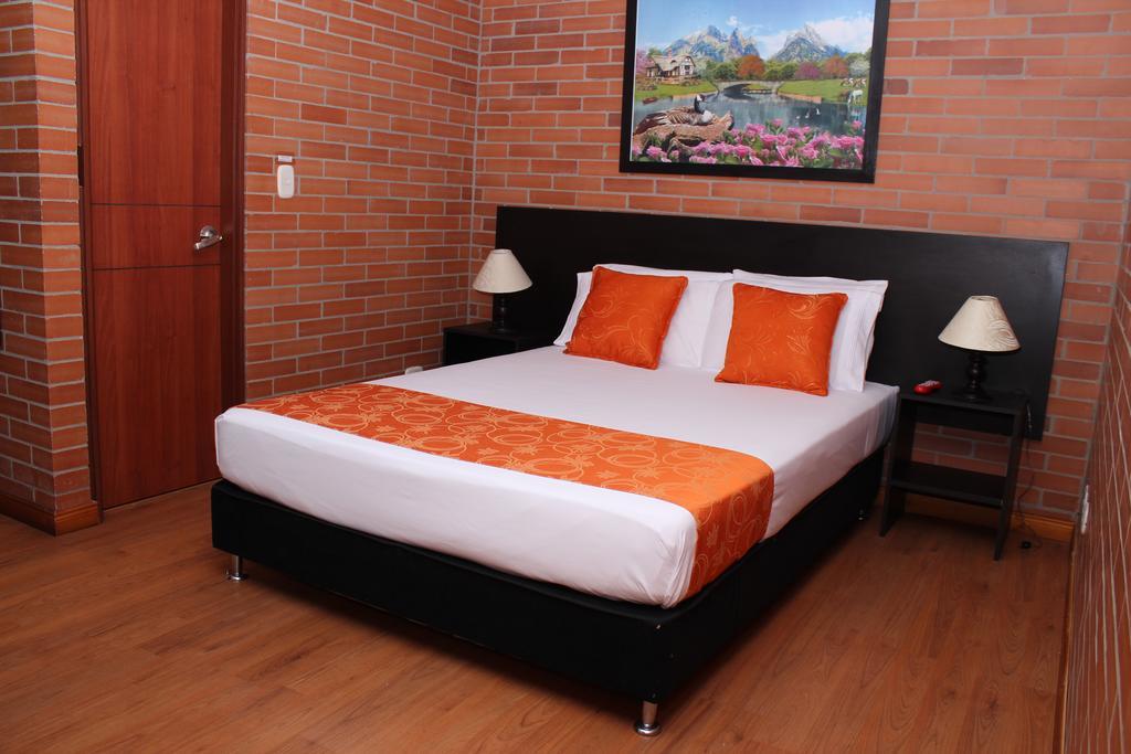 Hotel Bogota Astral Экстерьер фото