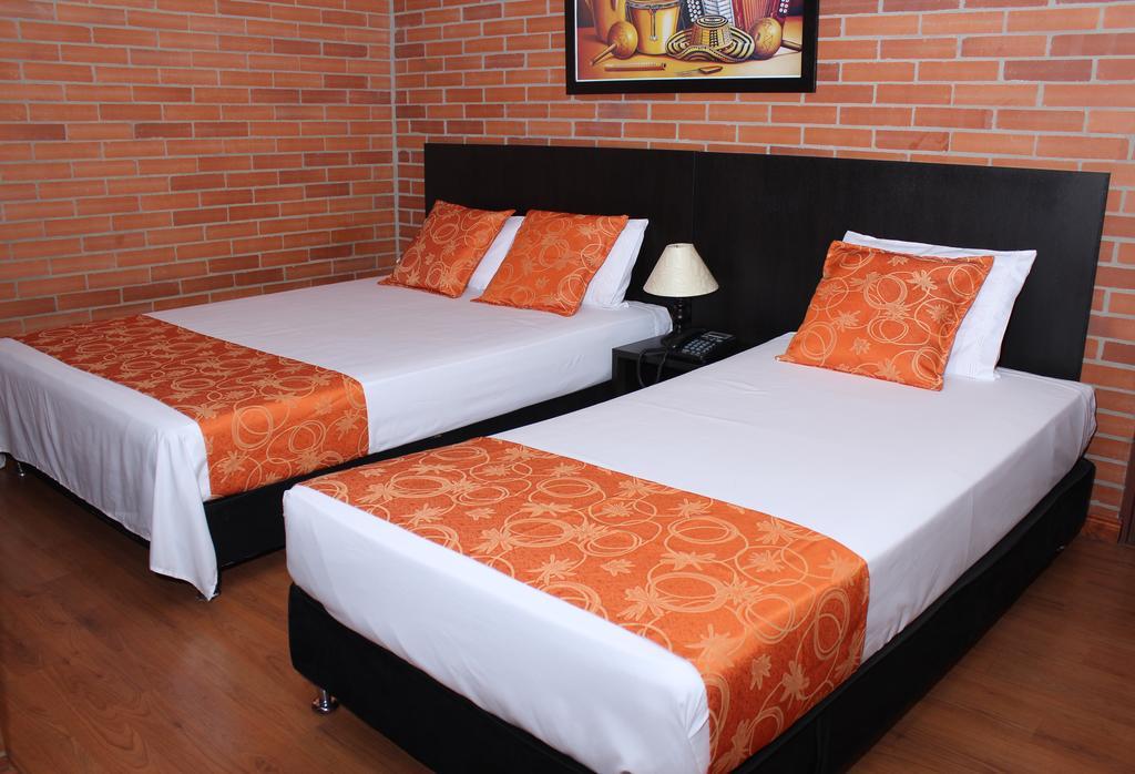 Hotel Bogota Astral Экстерьер фото